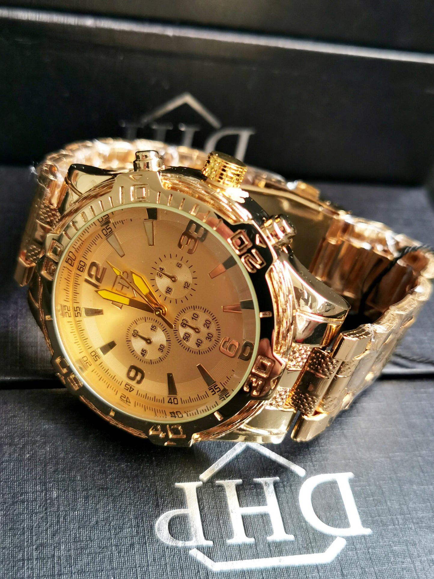 Relógios DHP Masculino com caixa e pulseira Dourada