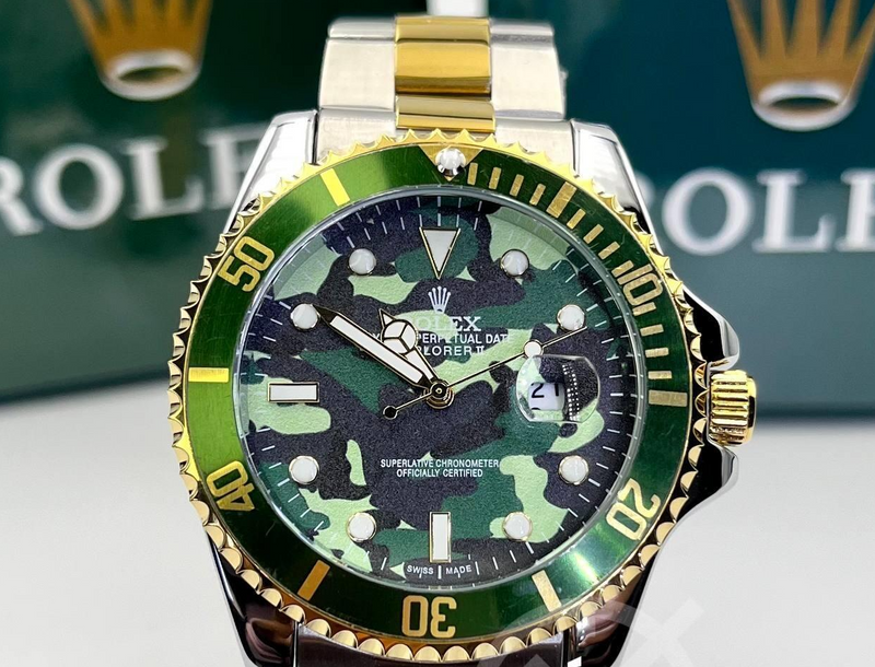 Relógio Rolex Submariner Camuflado misto Verde linha Gold a prova dagua